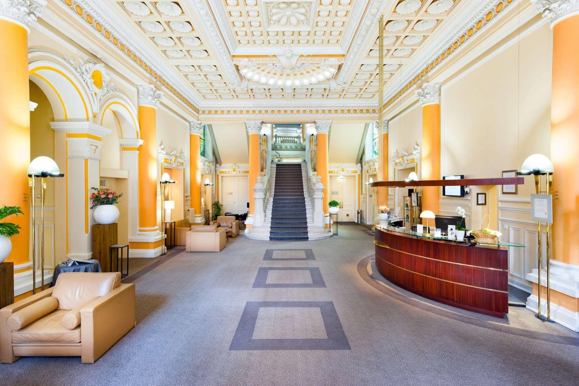 Grand Hotel Du Tonneau D'Or Belfort Luaran gambar